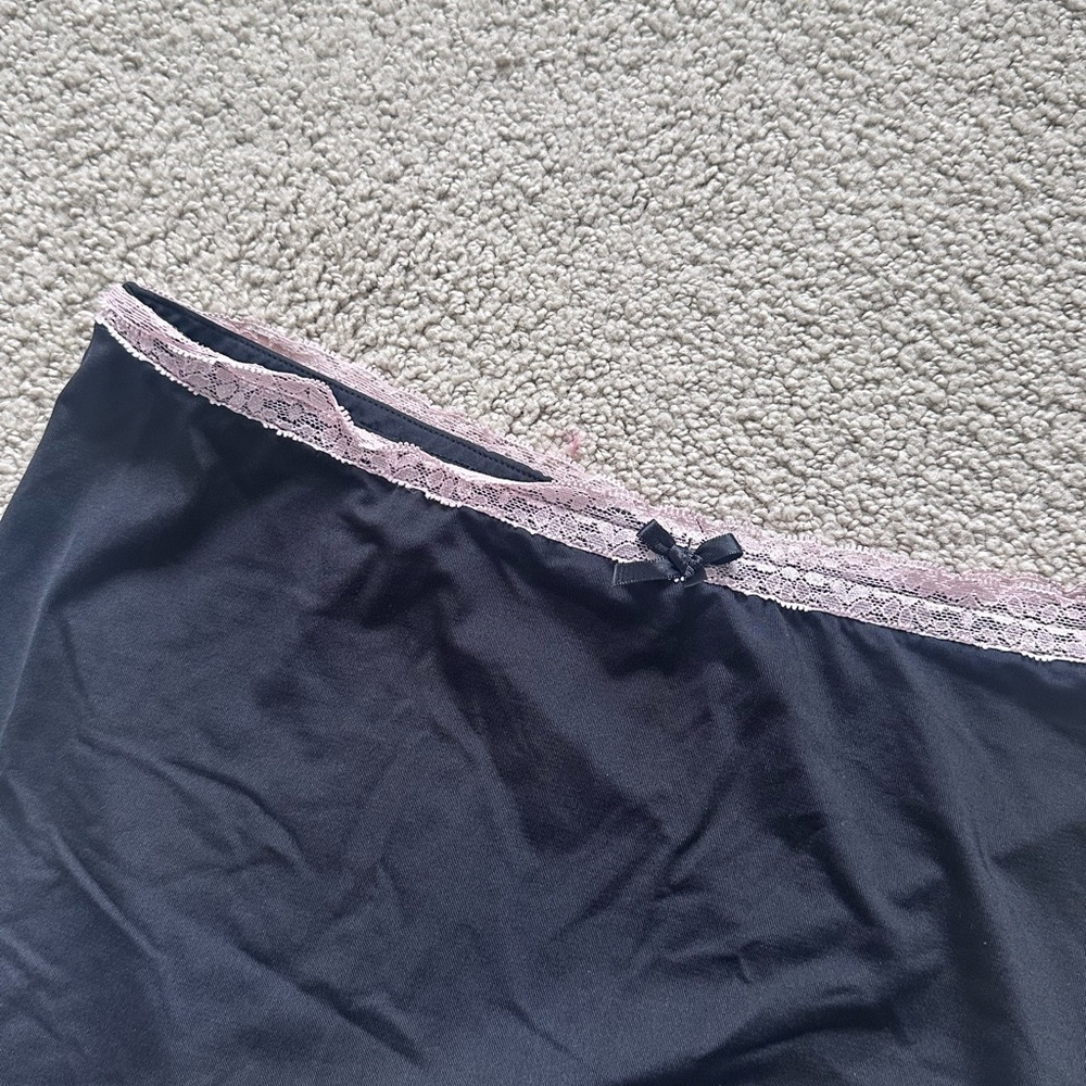 Elegant Black and Pink Lace Trim Mini Skirt